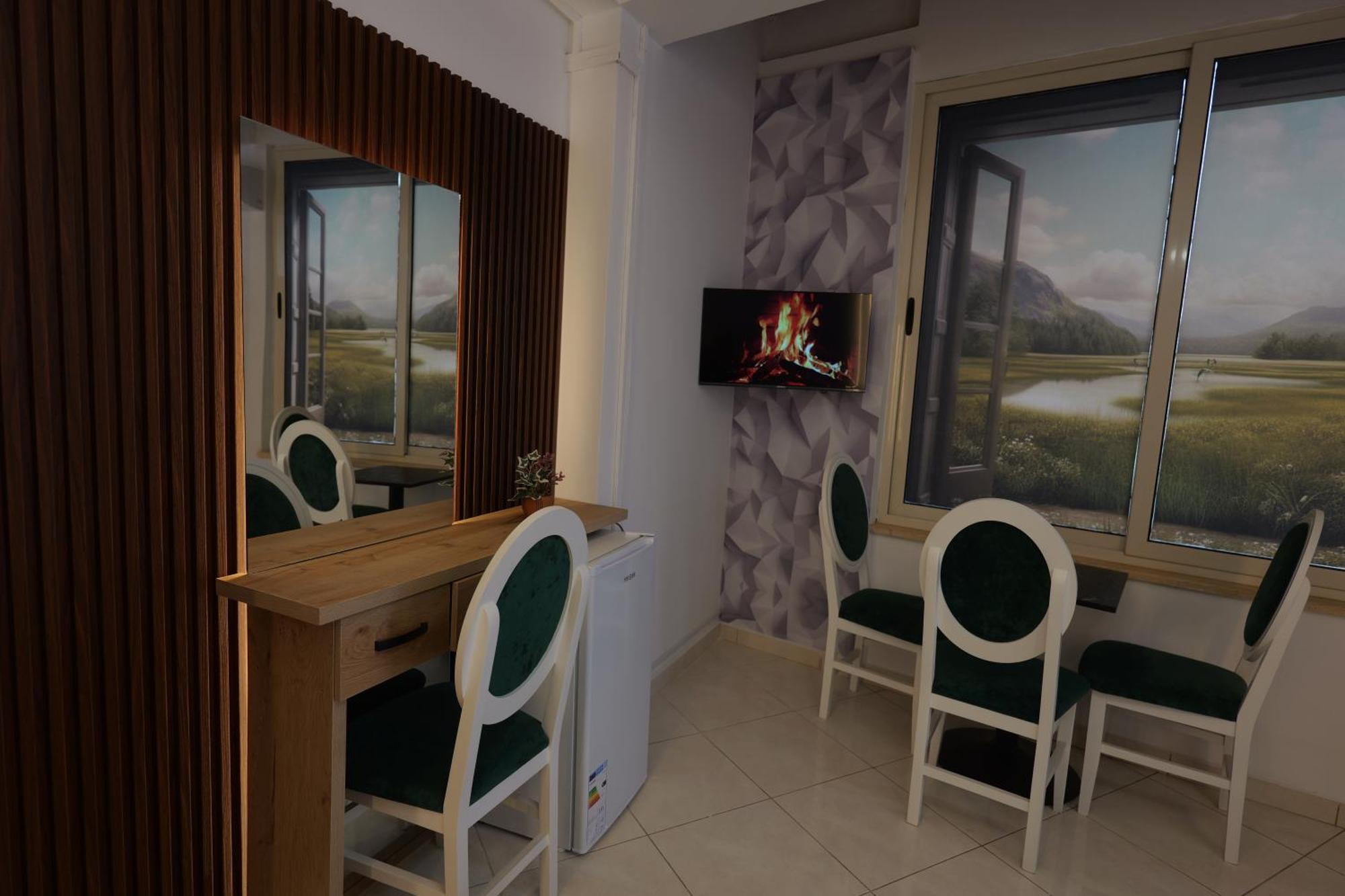 Golden Sleep Hostel Shkodër エクステリア 写真
