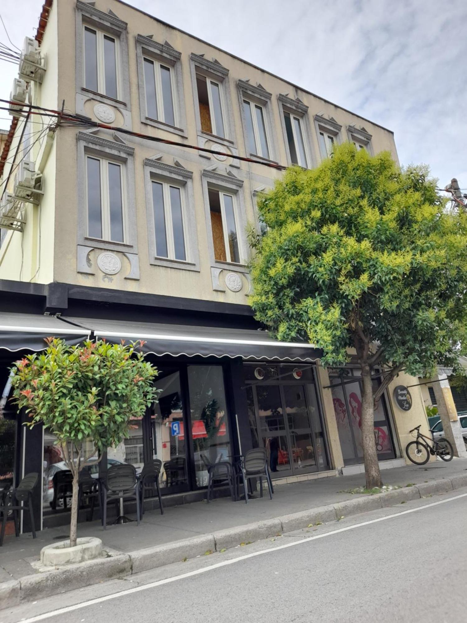Golden Sleep Hostel Shkodër エクステリア 写真