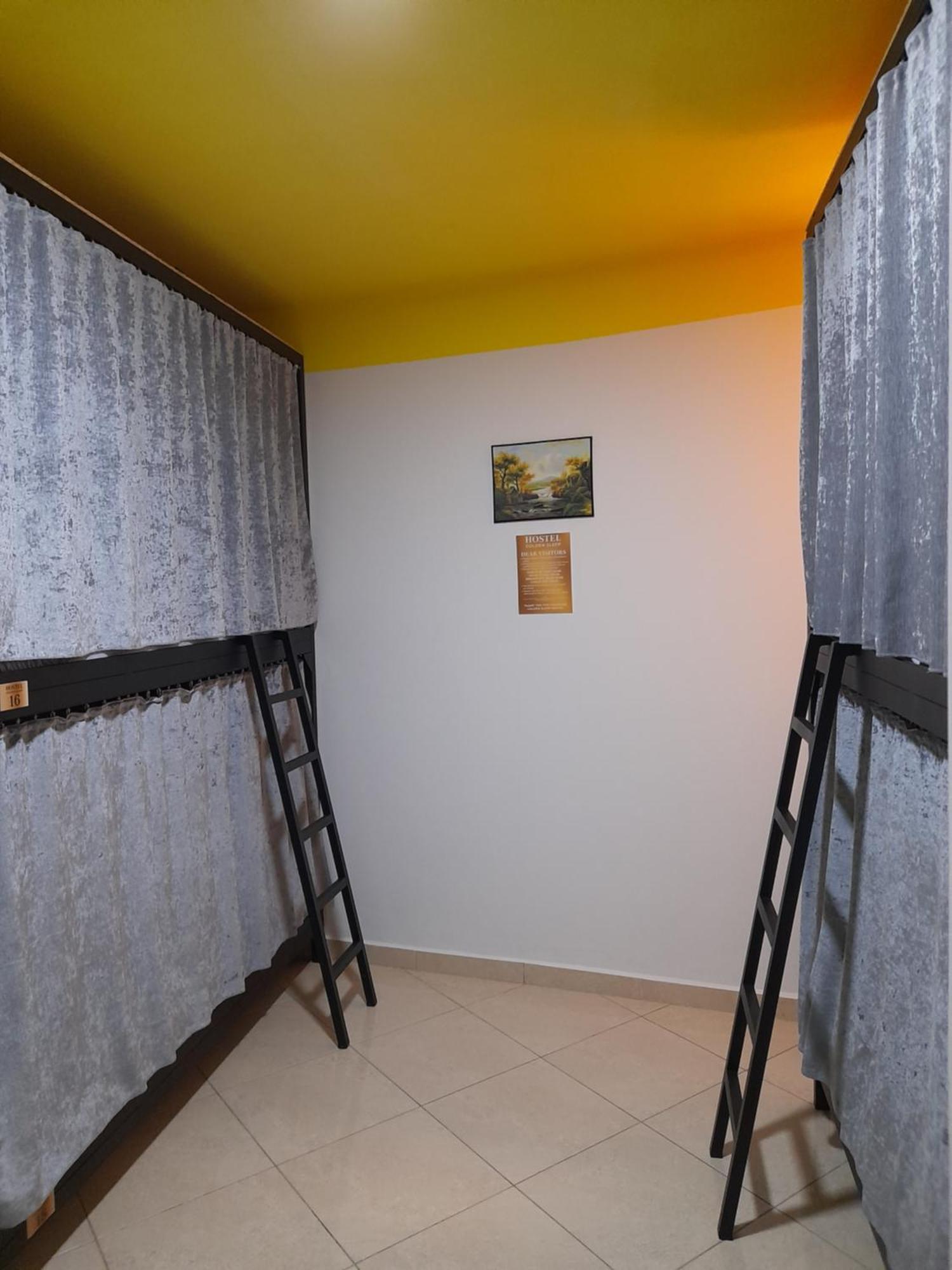 Golden Sleep Hostel Shkodër エクステリア 写真